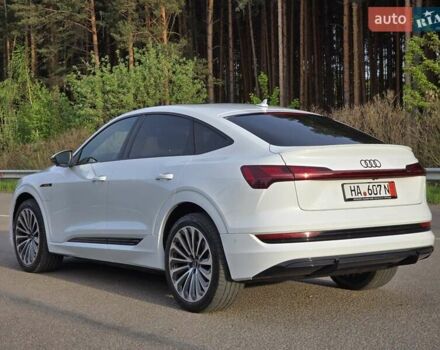Белый Ауди E-Tron, объемом двигателя 0 л и пробегом 61 тыс. км за 42999 $, фото 4 на Automoto.ua