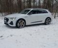 Белый Ауди E-Tron, объемом двигателя 0 л и пробегом 19 тыс. км за 49999 $, фото 1 на Automoto.ua