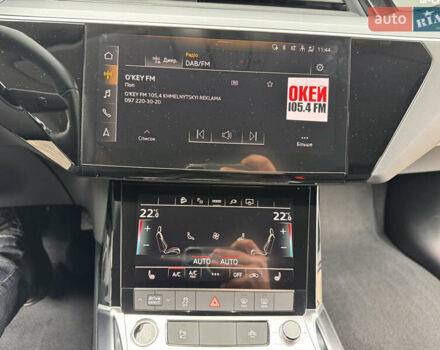 Белый Ауди E-Tron, объемом двигателя 0 л и пробегом 27 тыс. км за 38800 $, фото 31 на Automoto.ua