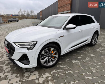 Белый Ауди E-Tron, объемом двигателя 0 л и пробегом 27 тыс. км за 38800 $, фото 11 на Automoto.ua
