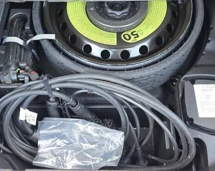 Белый Ауди E-Tron, объемом двигателя 0 л и пробегом 110 тыс. км за 37700 $, фото 76 на Automoto.ua