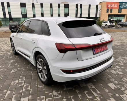 Белый Ауди E-Tron, объемом двигателя 0 л и пробегом 27 тыс. км за 38800 $, фото 10 на Automoto.ua