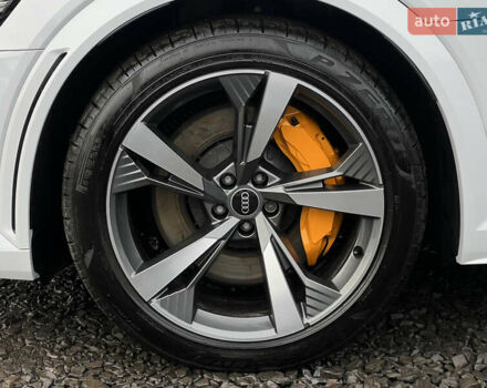 Білий Ауді E-Tron, об'ємом двигуна 0 л та пробігом 48 тис. км за 48798 $, фото 21 на Automoto.ua