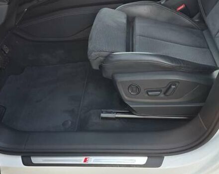 Белый Ауди E-Tron, объемом двигателя 0 л и пробегом 110 тыс. км за 37700 $, фото 56 на Automoto.ua