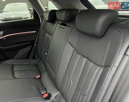 Белый Ауди E-Tron, объемом двигателя 0 л и пробегом 41 тыс. км за 41325 $, фото 35 на Automoto.ua