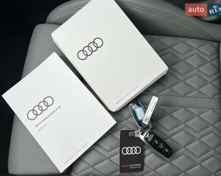 Білий Ауді E-Tron, об'ємом двигуна 0 л та пробігом 48 тис. км за 48798 $, фото 92 на Automoto.ua