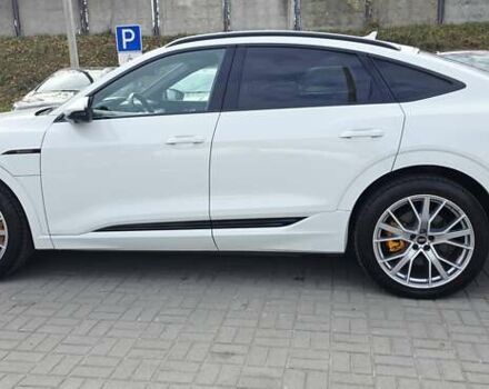 Белый Ауди E-Tron, объемом двигателя 0 л и пробегом 110 тыс. км за 37700 $, фото 26 на Automoto.ua