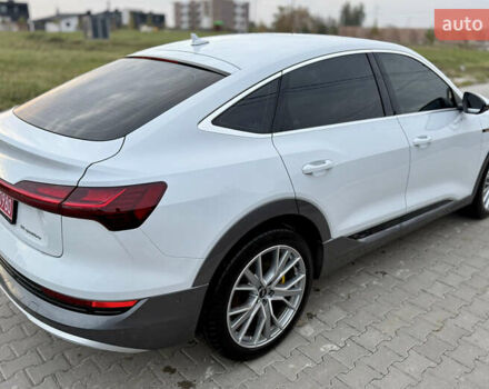 Белый Ауди E-Tron, объемом двигателя 0 л и пробегом 38 тыс. км за 38500 $, фото 5 на Automoto.ua
