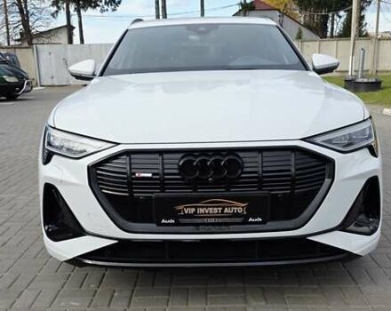 Белый Ауди E-Tron, объемом двигателя 0 л и пробегом 110 тыс. км за 37700 $, фото 6 на Automoto.ua