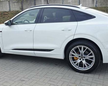Белый Ауди E-Tron, объемом двигателя 0 л и пробегом 110 тыс. км за 37700 $, фото 25 на Automoto.ua