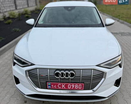 Белый Ауди E-Tron, объемом двигателя 0 л и пробегом 38 тыс. км за 38500 $, фото 1 на Automoto.ua