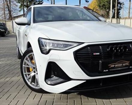 Белый Ауди E-Tron, объемом двигателя 0 л и пробегом 110 тыс. км за 37700 $, фото 35 на Automoto.ua