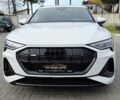 Белый Ауди E-Tron, объемом двигателя 0 л и пробегом 110 тыс. км за 37700 $, фото 5 на Automoto.ua