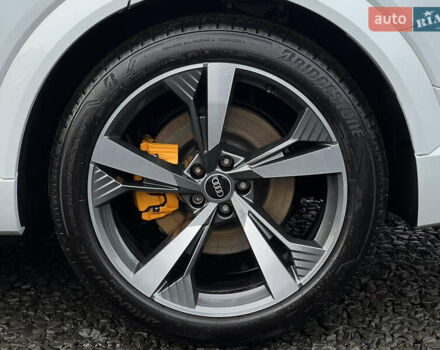 Білий Ауді E-Tron, об'ємом двигуна 0 л та пробігом 48 тис. км за 48798 $, фото 22 на Automoto.ua