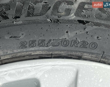 Білий Ауді E-Tron, об'ємом двигуна 0 л та пробігом 48 тис. км за 48798 $, фото 100 на Automoto.ua