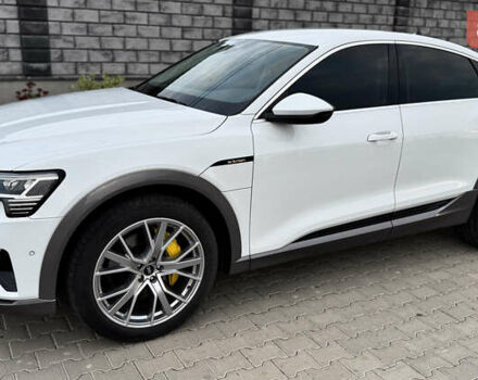 Белый Ауди E-Tron, объемом двигателя 0 л и пробегом 38 тыс. км за 38500 $, фото 18 на Automoto.ua