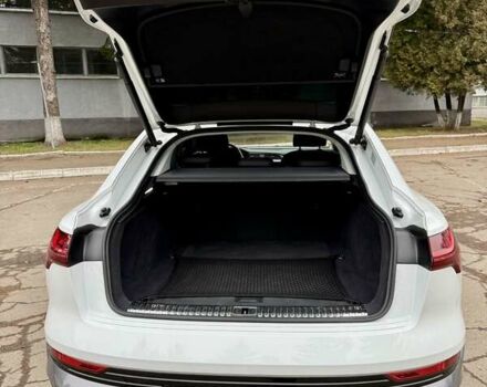 Белый Ауди E-Tron, объемом двигателя 0 л и пробегом 38 тыс. км за 38200 $, фото 34 на Automoto.ua