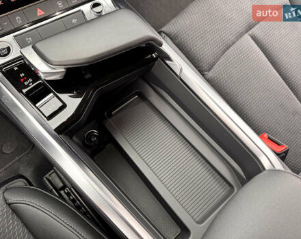 Белый Ауди E-Tron, объемом двигателя 0 л и пробегом 27 тыс. км за 38800 $, фото 33 на Automoto.ua