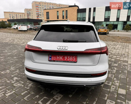 Белый Ауди E-Tron, объемом двигателя 0 л и пробегом 27 тыс. км за 38800 $, фото 9 на Automoto.ua