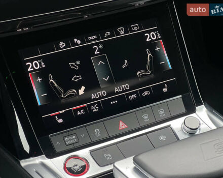 Білий Ауді E-Tron, об'ємом двигуна 0 л та пробігом 48 тис. км за 48798 $, фото 60 на Automoto.ua