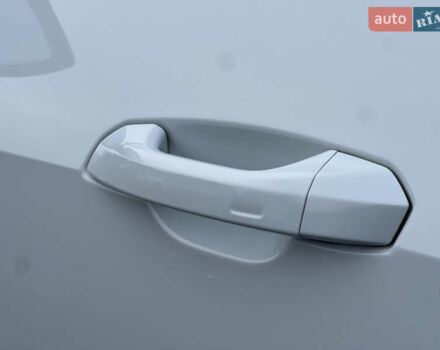 Білий Ауді E-Tron, об'ємом двигуна 0 л та пробігом 48 тис. км за 48798 $, фото 18 на Automoto.ua