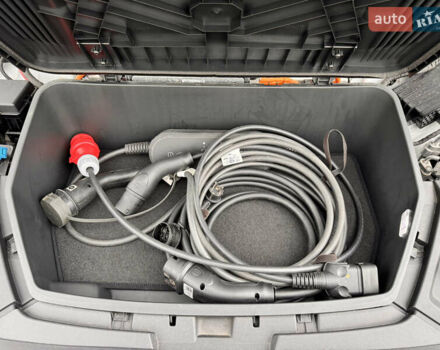 Белый Ауди E-Tron, объемом двигателя 0 л и пробегом 27 тыс. км за 38800 $, фото 39 на Automoto.ua