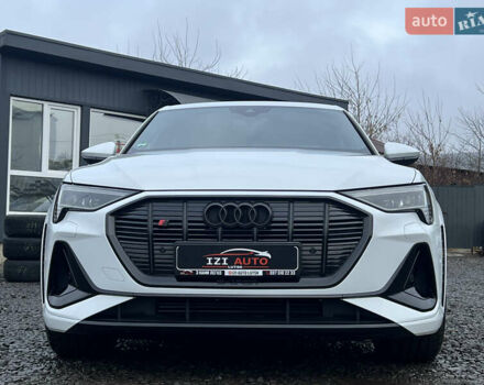 Білий Ауді E-Tron, об'ємом двигуна 0 л та пробігом 48 тис. км за 48798 $, фото 1 на Automoto.ua