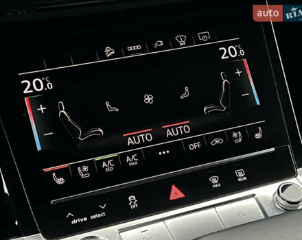 Белый Ауди E-Tron, объемом двигателя 0 л и пробегом 41 тыс. км за 41325 $, фото 61 на Automoto.ua