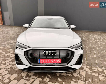 Белый Ауди E-Tron, объемом двигателя 0 л и пробегом 27 тыс. км за 38800 $, фото 3 на Automoto.ua