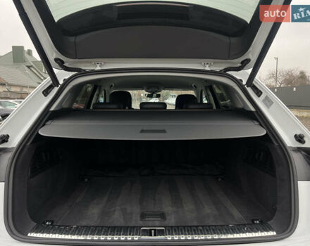 Белый Ауди E-Tron, объемом двигателя 0 л и пробегом 41 тыс. км за 41325 $, фото 37 на Automoto.ua