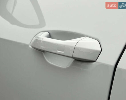 Белый Ауди E-Tron, объемом двигателя 0 л и пробегом 41 тыс. км за 41325 $, фото 18 на Automoto.ua