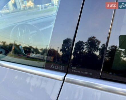 Белый Ауди E-Tron, объемом двигателя 0 л и пробегом 17 тыс. км за 47500 $, фото 20 на Automoto.ua