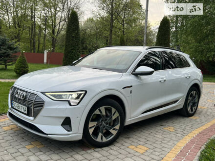 Білий Ауді E-Tron, об'ємом двигуна 0 л та пробігом 118 тис. км за 32750 $, фото 1 на Automoto.ua