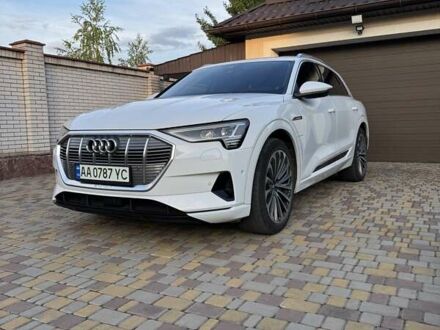 Белый Ауди E-Tron, объемом двигателя 0 л и пробегом 125 тыс. км за 29700 $, фото 1 на Automoto.ua