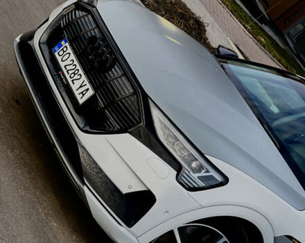 Белый Ауди E-Tron, объемом двигателя 0 л и пробегом 122 тыс. км за 31999 $, фото 1 на Automoto.ua