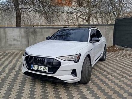 Білий Ауді E-Tron, об'ємом двигуна 0 л та пробігом 66 тис. км за 37000 $, фото 1 на Automoto.ua