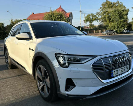 Ауди E-Tron 2019 в Ужгороде на Automoto.ua Белый Ауди E-Tron, объемом двигателя 0 л и пробегом 130 тыс. км за 25000 $, фото 1 на Automoto.ua