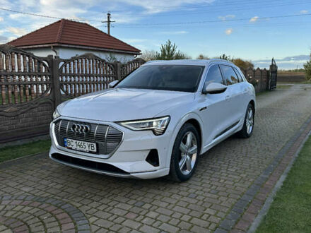 Ауди E-Tron 2019 в Львове на Automoto.ua Белый Ауди E-Tron, объемом двигателя 0 л и пробегом 72 тыс. км за 33000 $, фото 1 на Automoto.ua