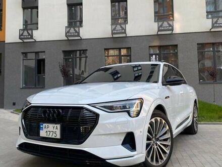 Белый Ауди E-Tron, объемом двигателя 0 л и пробегом 106 тыс. км за 32500 $, фото 1 на Automoto.ua