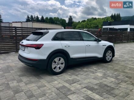 Белый Ауди E-Tron, объемом двигателя 0 л и пробегом 127 тыс. км за 26000 $, фото 1 на Automoto.ua