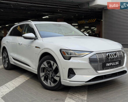 Белый Ауди E-Tron, объемом двигателя 0 л и пробегом 42 тыс. км за 33000 $, фото 1 на Automoto.ua