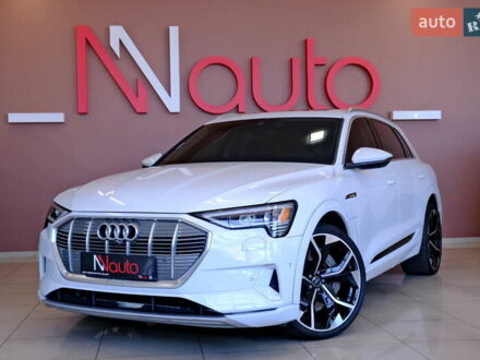 Ауди E-Tron 2019 в Одессе на Automoto.ua Белый Ауди E-Tron, объемом двигателя 0 л и пробегом 46 тыс. км за 31900 $, фото 1 на Automoto.ua