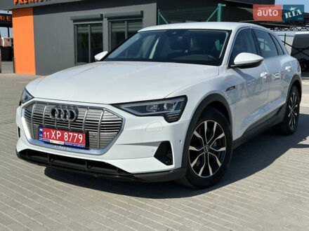 Белый Ауди E-Tron, объемом двигателя 0 л и пробегом 181 тыс. км за 21796 $, фото 1 на Automoto.ua