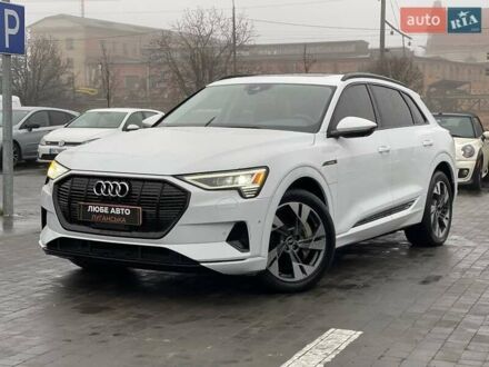 Белый Ауди E-Tron, объемом двигателя 0 л и пробегом 29 тыс. км за 29900 $, фото 1 на Automoto.ua