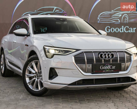 Білий Ауді E-Tron, об'ємом двигуна 0 л та пробігом 120 тис. км за 28500 $, фото 1 на Automoto.ua
