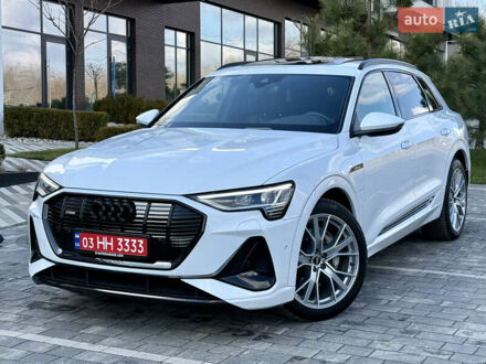 Ауди E-Tron 2020 в Ужгороде на Automoto.ua Белый Ауди E-Tron, объемом двигателя 0 л и пробегом 125 тыс. км за 25990 $, фото 1 на Automoto.ua