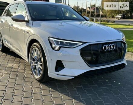 Білий Ауді E-Tron, об'ємом двигуна 0 л та пробігом 32 тис. км за 40555 $, фото 1 на Automoto.ua