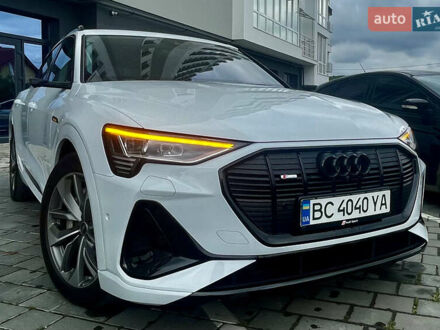 Ауди E-Tron 2020 в Трускавце на Automoto.ua Белый Ауди E-Tron, объемом двигателя 0 л и пробегом 93 тыс. км за 36555 $, фото 1 на Automoto.ua