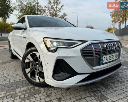 Білий Ауді E-Tron, об'ємом двигуна 0 л та пробігом 104 тис. км за 35000 $, фото 1 на Automoto.ua