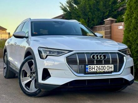 Білий Ауді E-Tron, об'ємом двигуна 0 л та пробігом 78 тис. км за 33000 $, фото 1 на Automoto.ua